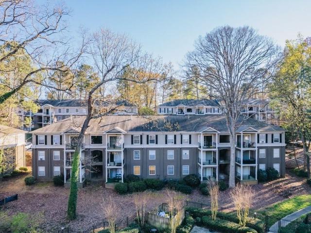 Apartment for rent in Roswell, Georgia