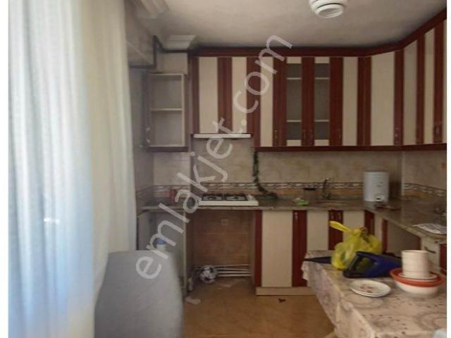Bayrakli, İzmir içerisinde kiralık mülk