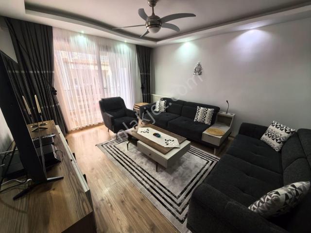 Bayrakli, İzmir içerisinde satılık mülk