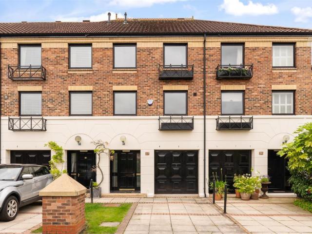 House for rent in High Field, York