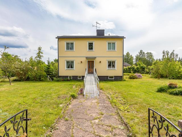 Villa till salu i Uppvidinge