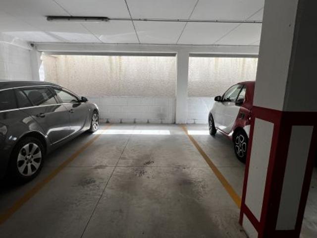 Box in vendita a Japigia, Puglia