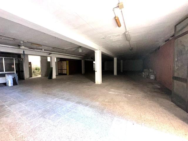 Box in vendita a Puglia, Lecce