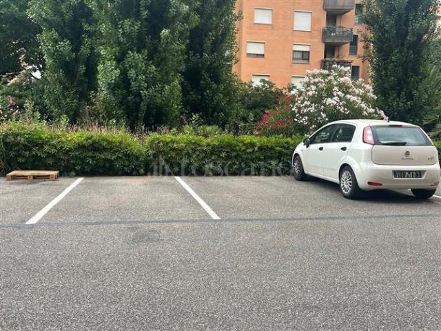 Box in vendita a Lido di Ostia, Roma Capitale