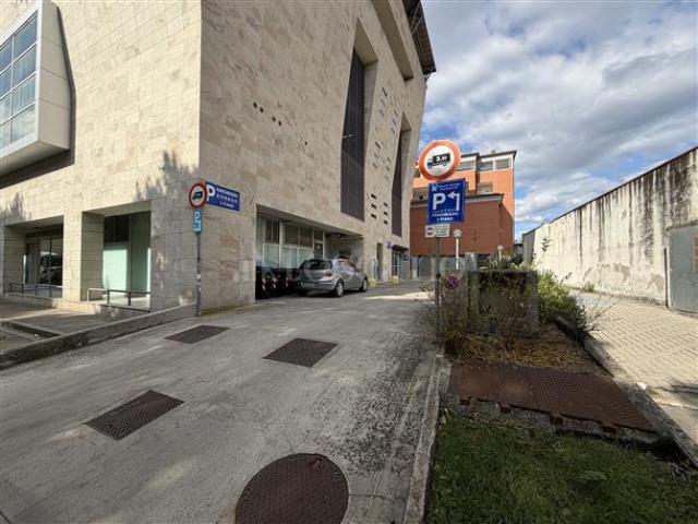 Box in vendita a Prato