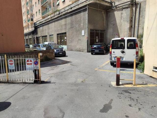 Box in affitto a Lagaccio, Genova