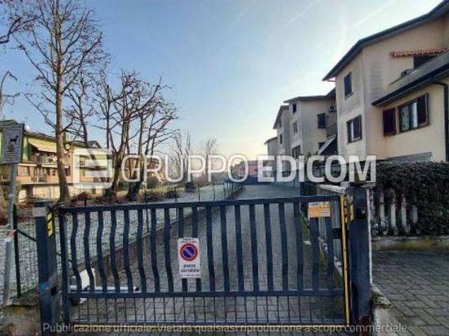 Box in vendita a Arzago D'adda, Lombardia