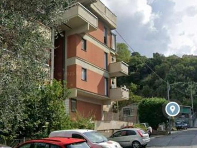 Box in vendita a Levante, Serra Riccò