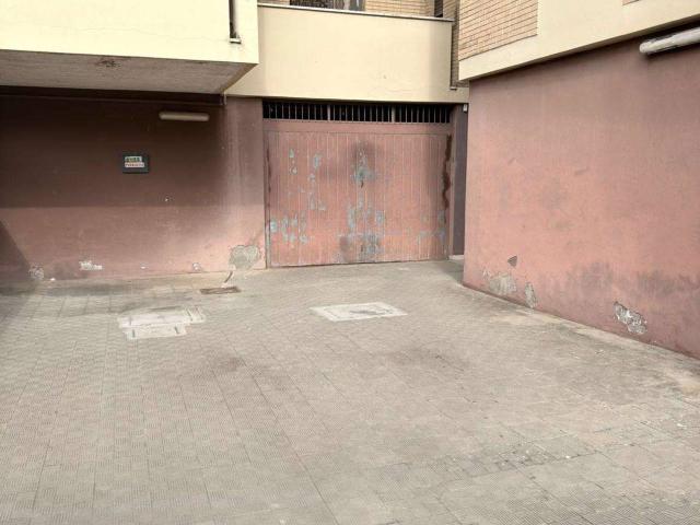 Box in vendita a Europa, Latina