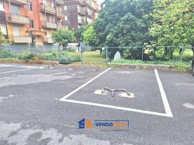 Box in vendita a Pietra Ligure, Liguria