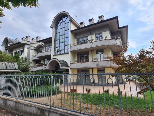 Box in vendita a Treviglio, Lombardia