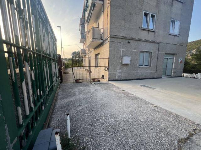 Box in vendita a Melara, Trieste