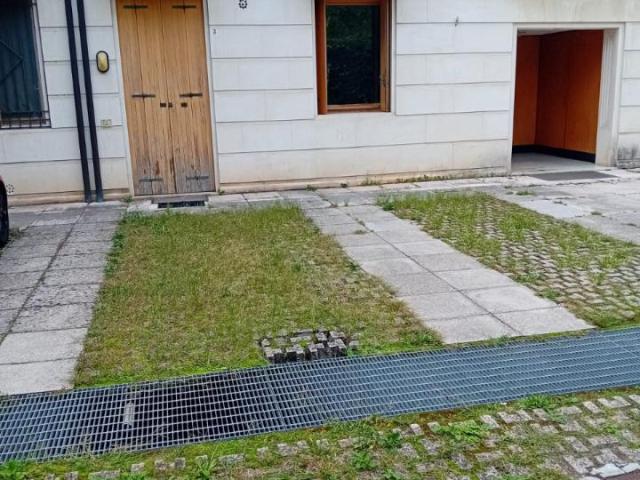 Box in vendita a San Biagio, Vicenza