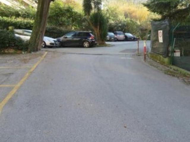 Box in vendita a Bassa Val Bisagno, Serra Riccò
