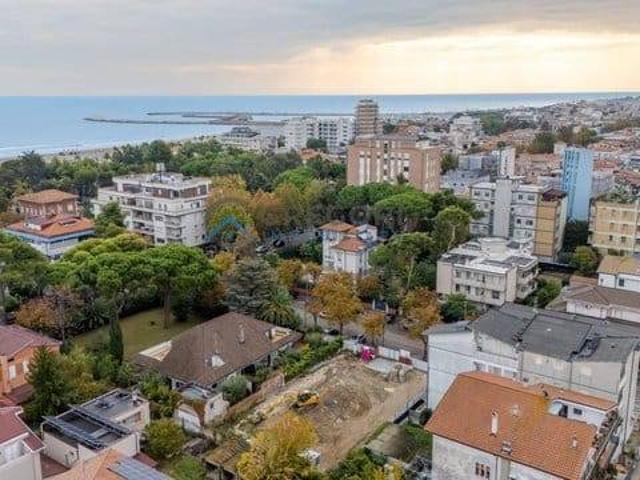 Box in vendita a Giulianova, Abruzzo