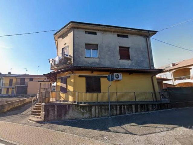 Stanza in affitto a Mezzago, Lombardia