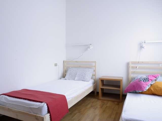 Stanza in affitto a Municipio 9, Milano