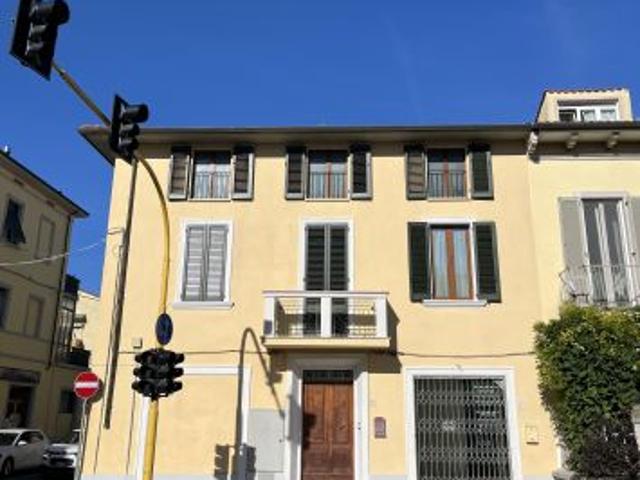 Stanza in affitto a Palazzo Del Pero, Toscana