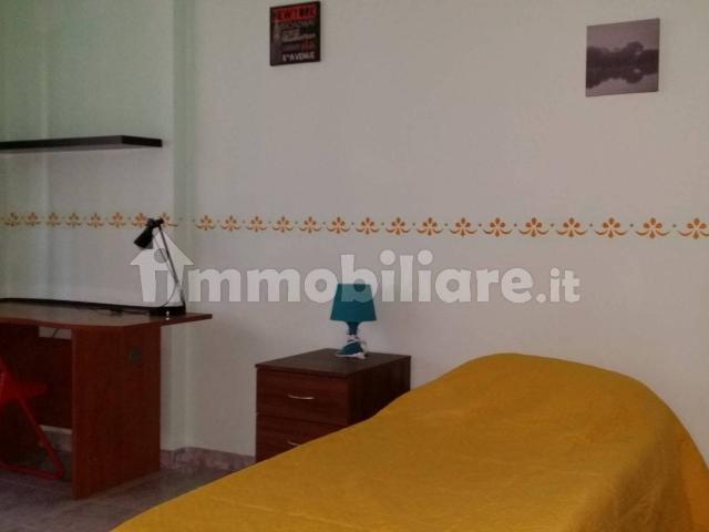 Stanza in affitto a Municipio 2, Puglia