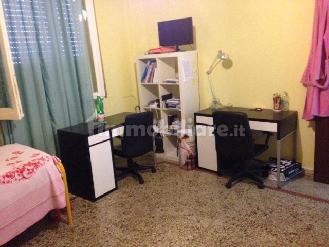 Stanza in affitto a Municipalità 2, Campania