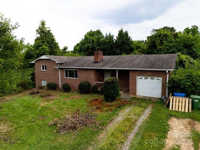 House for sale in Fletcher