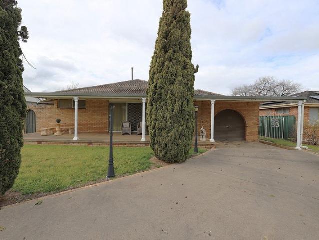 House for sale in Cootamundra, New South Wales