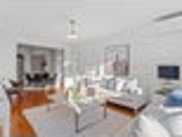 House for sale in Belmont