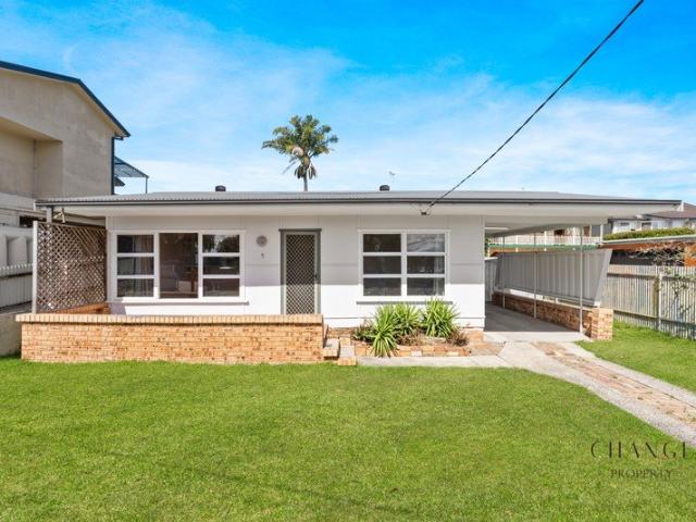 House for sale in Empire Bay, Gosford