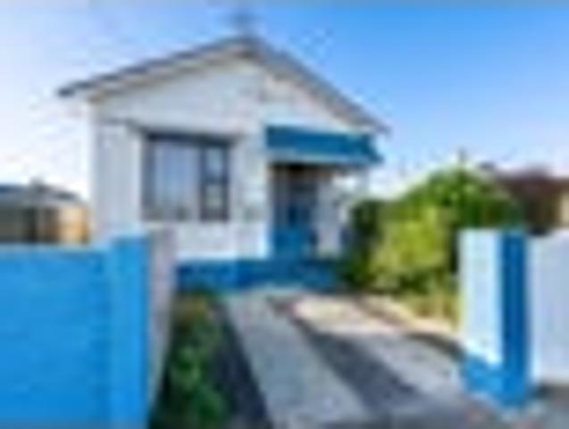 Townhouse for sale in Otakou