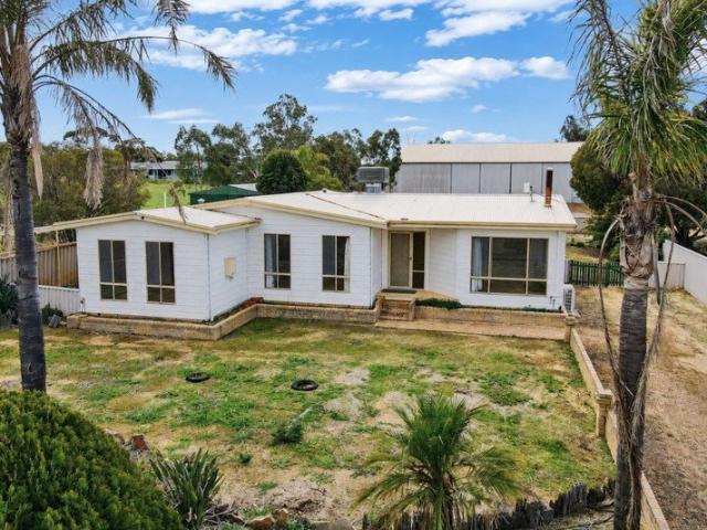 House for sale in Konnongorring, Western Australia