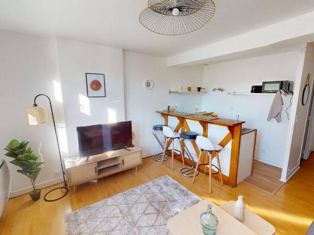 Studio location à Cité Emile Zola, Orléans