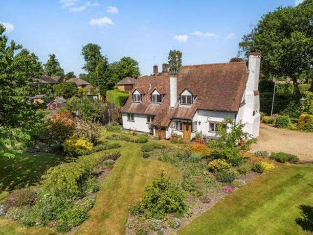 House for sale in Hart, Hampshire