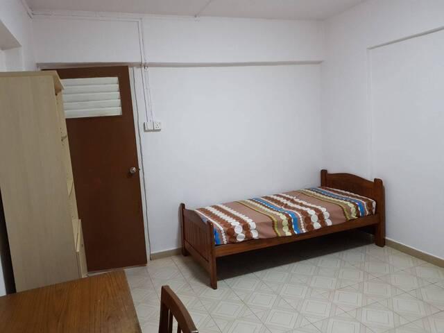 Room for rent in Potong Pasir, 13 Central East