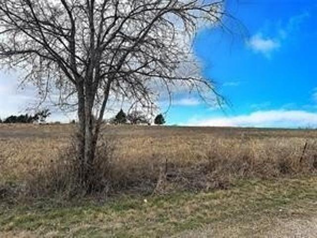 Land for sale in Taylor, Texas