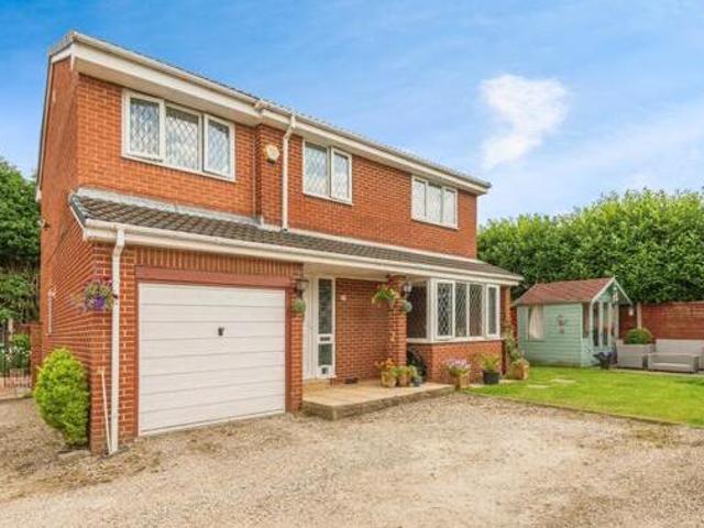House for sale in West Yorkshire