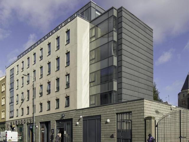 Apartment for rent in Southside, Scotland