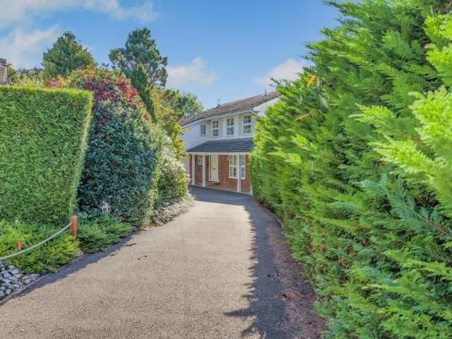 House for rent in London Borough of Harrow, Greater London