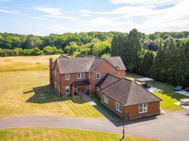 House for sale in Welwyn, Welwyn Hatfield