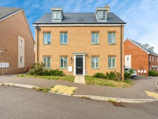 House for sale in Sandy, Bedfordshire