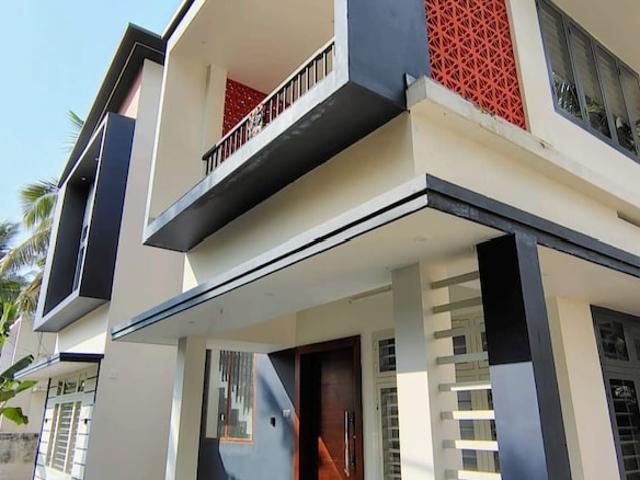 House for sale in Thrissur, Kerala