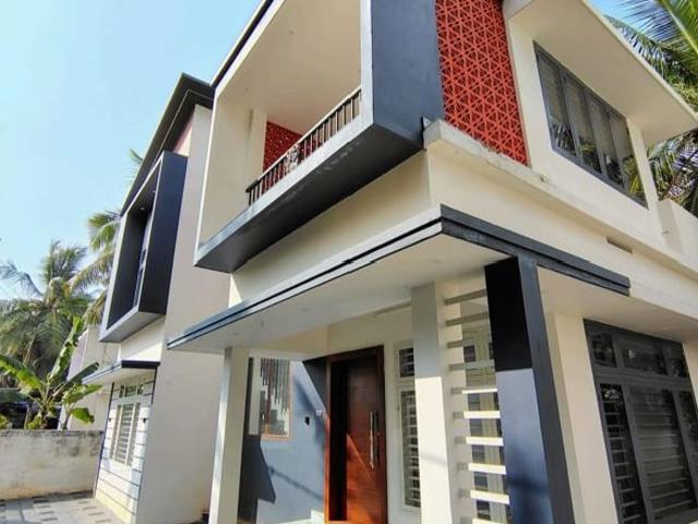 House for sale in Thrissur, Kerala