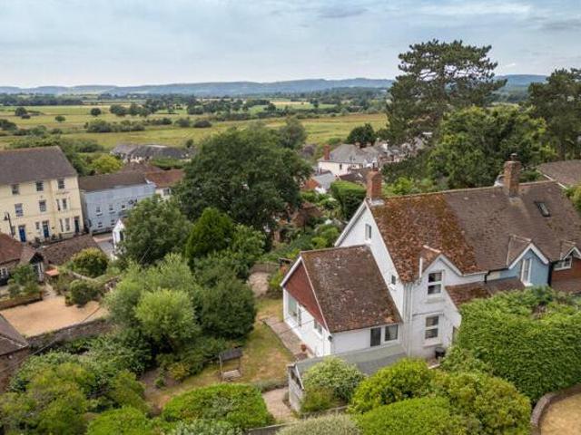 House for sale in Marehill, Horsham