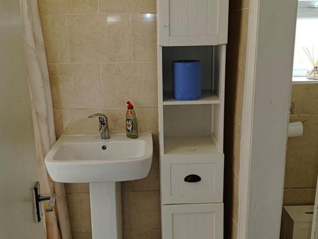House for rent in Plashet, Greater London
