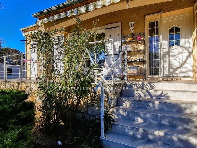 Maison vente à Nîmes, Poulx