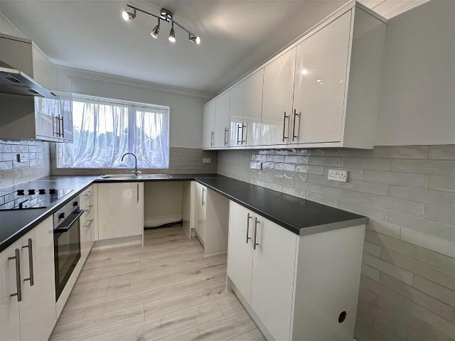 House for rent in Sponden, Sandown Park