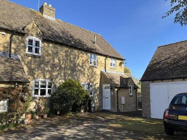 House for sale in Lyons, Greater London