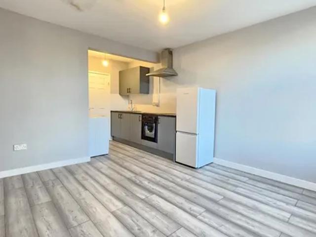Apartment for rent in Plaistow, Greater London