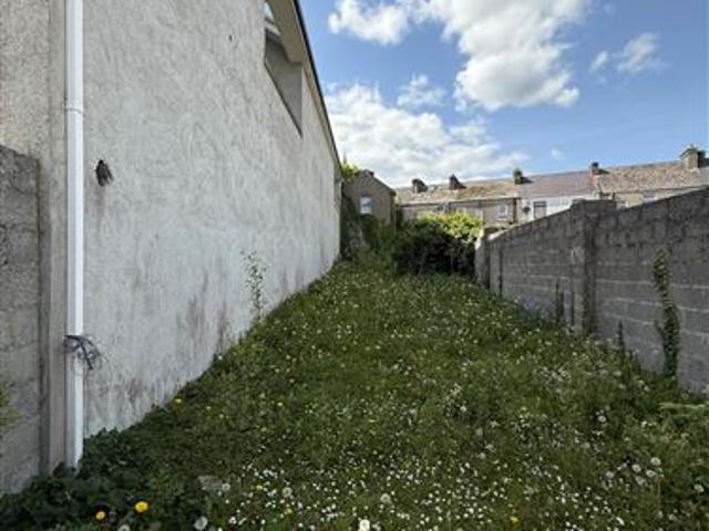 Terraced House for sale in Corry, Connacht