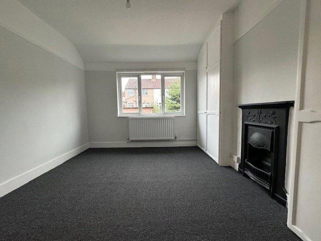House for rent in The Wrythe, Greater London