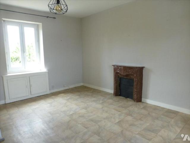 Maison location à Les Mézières, Erbrée